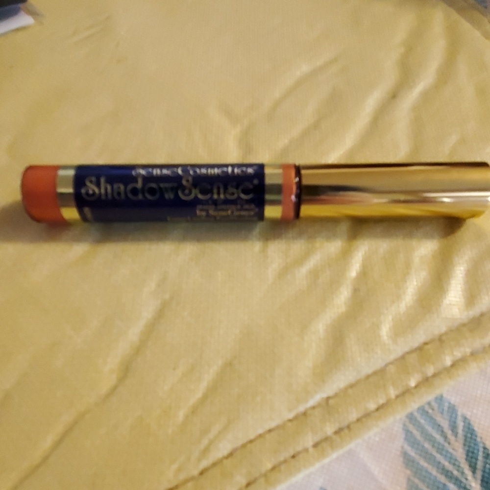 Shadowsense eyeshadow